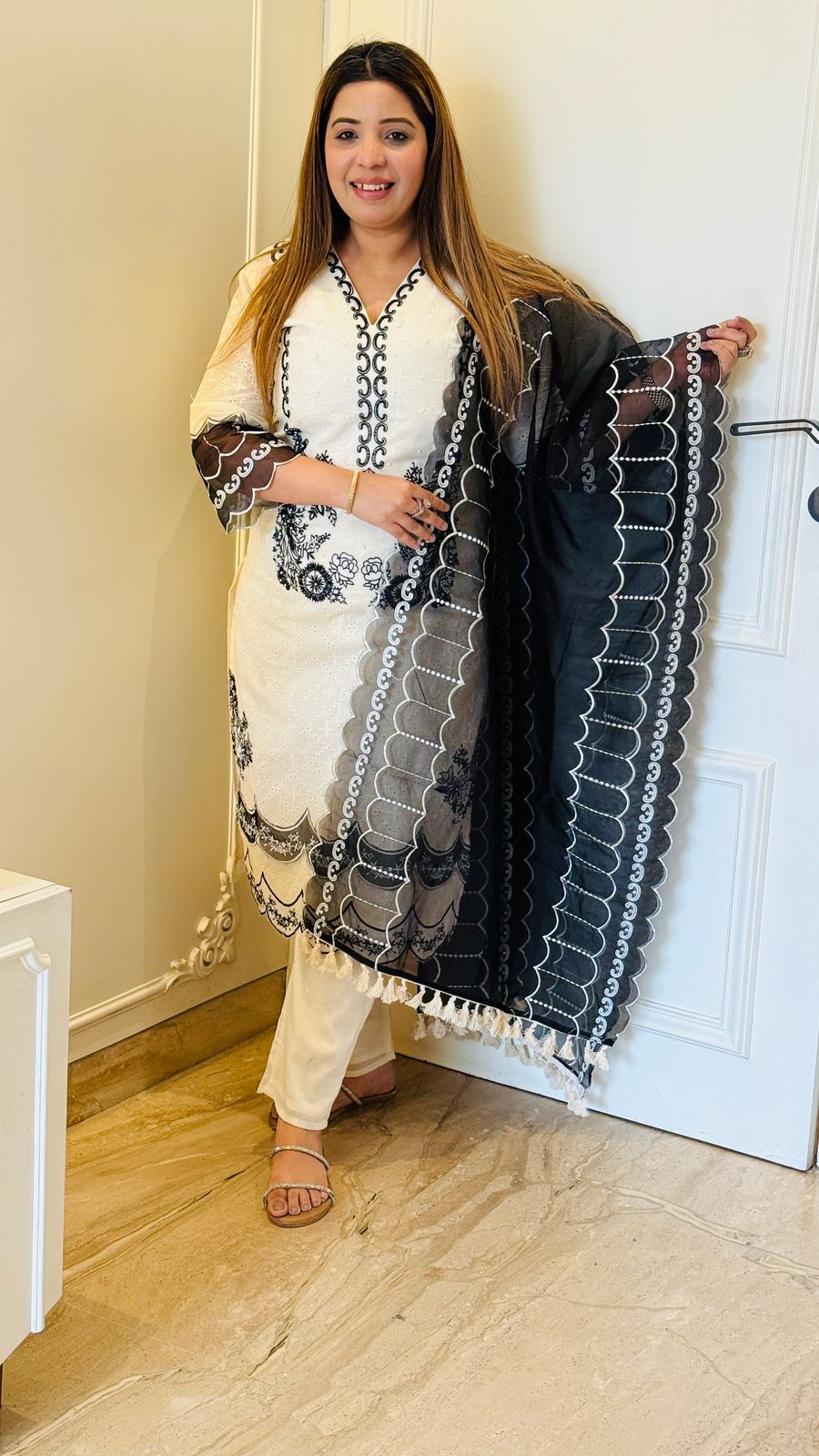 White-Pravira Cotton Set